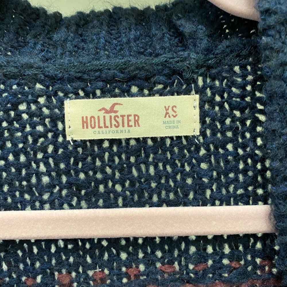 Hollister Cardigan